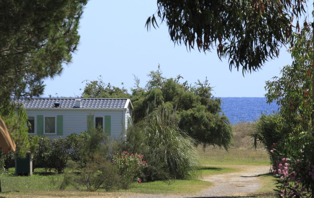 Camping Miami Plage Hotel Poggio Mezzana Ruang foto